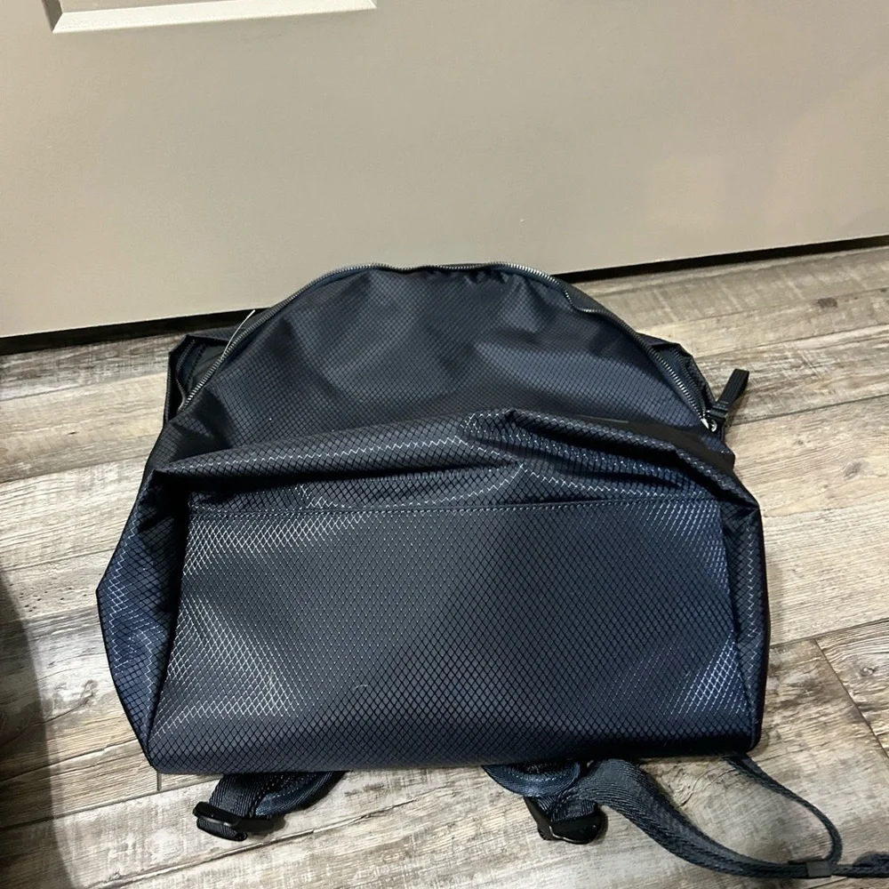 Boss Men's Navy Textured Logo Backpack